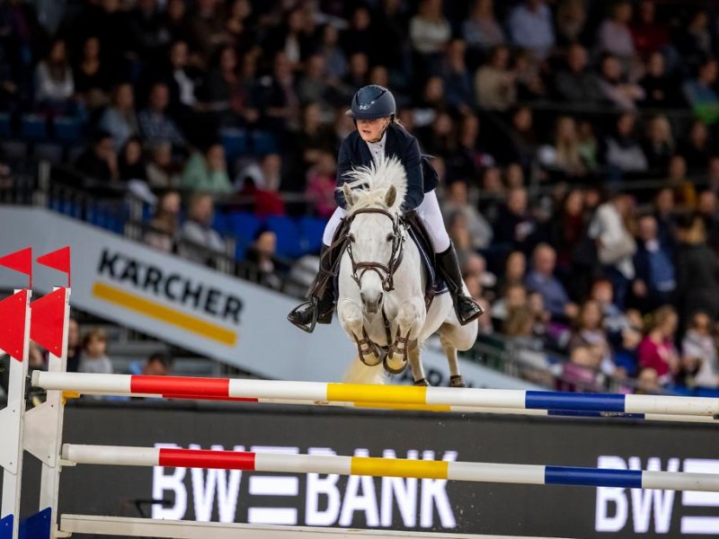 Opaline Optima 6th in Worldcup ponies (1m35) Stuttgart